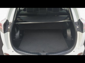 Photo 8 du bon plan TOYOTA RAV4 143 D-4D Dynamic 2WD occasion à 13390 €