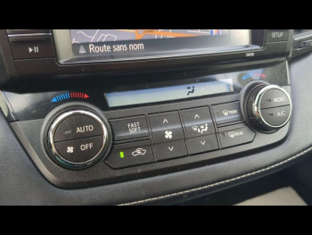 Photo 17 du bon plan TOYOTA RAV4 143 D-4D Dynamic 2WD occasion à 13390 €