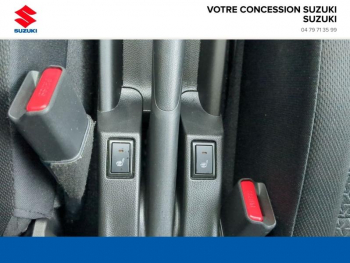 Photo 11 du bon plan SUZUKI Swift 1.2 Dualjet Hybrid 83ch Pack Auto occasion à 17990 €