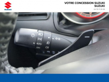 Photo 21 du bon plan SUZUKI Swift 1.2 Dualjet Hybrid 83ch Pack Auto occasion à 17990 €