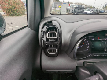 Photo 12 du bon plan CITROEN C3 Aircross PureTech 110ch S&S Shine E6.d occasion à 12990 €