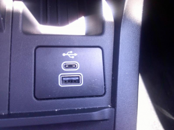 Photo 12 du bon plan FORD Puma 1.0 EcoBoost Hybrid 125ch ST-Line X S&S occasion à 24900 €