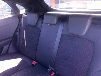 Photo 17 du bon plan FORD Puma 1.0 EcoBoost Hybrid 125ch ST-Line X S&S occasion à 24900 €