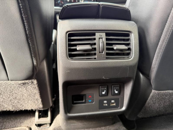 Photo 34 du bon plan NISSAN X-Trail e-4orce 213ch Tekna+ occasion à 32500 €