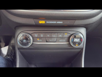 Photo 16 du bon plan FORD Fiesta Active 1.0 EcoBoost 100ch S&S Plus Euro6.1 occasion à 10900 €