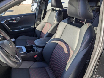 Photo 10 du bon plan SUZUKI Across 2.5 Hybride Rechargeable 306ch Pack 2023 occasion à 35990 €