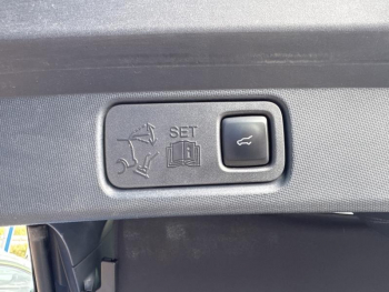 Photo 12 du bon plan FORD Mustang Mach-E 351ch Extended Range 99kWh AWD 9cv occasion à 28990 €