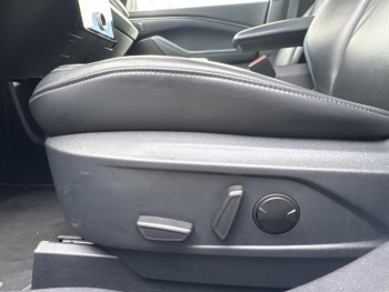 Photo 17 du bon plan FORD Mustang Mach-E 351ch Extended Range 99kWh AWD 9cv occasion à 28990 €