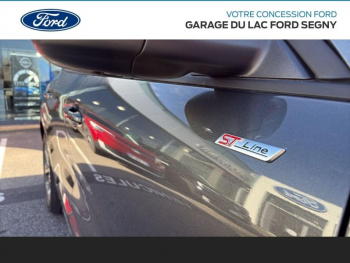 Photo 21 du bon plan FORD Kuga 2.5 Duratec 180ch Hybrid FlexiFuel ST-Line Powershift occasion à 36990 €