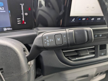 Photo 16 du bon plan FORD Transit Custom Fg VUL 320 L1H1 2.0 EcoBlue 170ch Limited BVA8 occasion à 34890 €