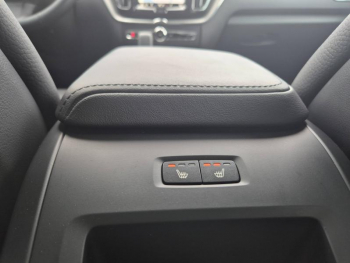 Photo 31 du bon plan VOLVO XC60 T8 Hybride Rechargeable 310 + 145ch Ultra Style Chrome Geartronic 8 AWD occasion à 58500 €