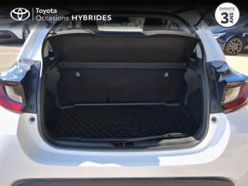 Photo 10 du bon plan TOYOTA Yaris 116h Dynamic Business + Programme Toyota Experience 5p MC24 occasion à 19890 €