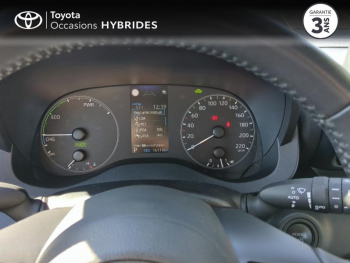 Photo 14 du bon plan TOYOTA Yaris 116h Dynamic Business + Programme Toyota Experience 5p MC24 occasion à 19890 €