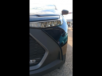 Photo 9 du bon plan TOYOTA C-HR 1.8 Hybride 140ch Design MY25 occasion à 33490 €