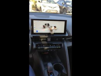Photo 21 du bon plan TOYOTA C-HR 1.8 Hybride 140ch Design MY25 occasion à 33490 €
