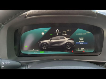 Photo 31 du bon plan TOYOTA C-HR 1.8 Hybride 140ch Design MY25 occasion à 33490 €