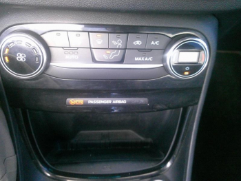 Photo 14 du bon plan FORD Puma 1.0 EcoBoost 125ch mHEV ST-Line X occasion à 15900 €