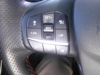 Photo 18 du bon plan FORD Puma 1.0 EcoBoost 125ch mHEV ST-Line X occasion à 15900 €