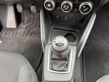 Photo 15 du bon plan DACIA Duster 1.0 ECO-G 100ch Prestige 4x2 occasion à 14990 €