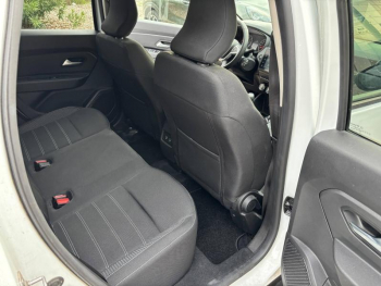 Photo 18 du bon plan DACIA Duster 1.0 ECO-G 100ch Prestige 4x2 occasion à 14990 €