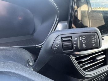 Photo 18 du bon plan FORD Focus SW 1.0 Flexifuel mHEV 125ch Titanium X Business occasion à 20690 €