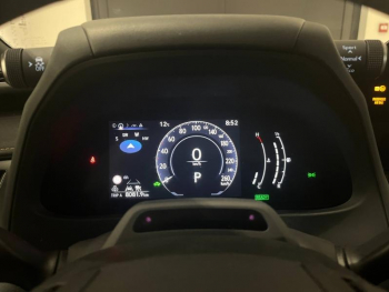 Photo 5 du bon plan LEXUS UX 300h Luxe 2WD Toit Ouvrant occasion à 34990 €