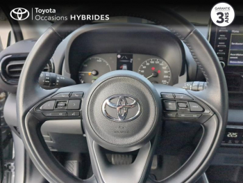 Photo 9 du bon plan TOYOTA Yaris 116h Dynamic Business 5p + Programme Beyond Zero Academy MY22 occasion à 18990 €