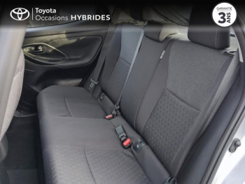 Photo 12 du bon plan TOYOTA Yaris 116h Dynamic Business 5p + Programme Beyond Zero Academy MY22 occasion à 18990 €