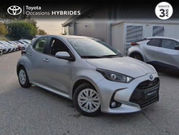 Photo 19 du bon plan TOYOTA Yaris 116h Dynamic Business 5p + Programme Beyond Zero Academy MY22 occasion à 18990 €