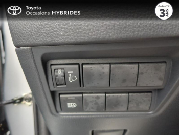 Photo 22 du bon plan TOYOTA Yaris 116h Dynamic Business 5p + Programme Beyond Zero Academy MY22 occasion à 18990 €