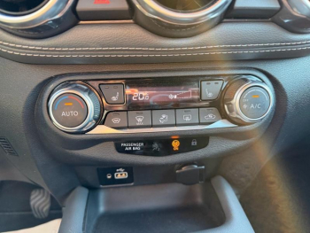 Photo 16 du bon plan NISSAN Juke 1.0 DIG-T 114ch Tekna 2021 occasion à 16990 €