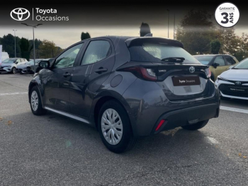 Photo 2 du bon plan TOYOTA Yaris 116h Dynamic Business 5p + Programme Beyond Zero Academy MY22 occasion à 18990 €