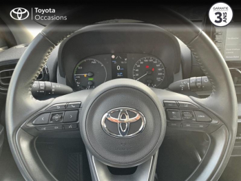Photo 13 du bon plan TOYOTA Yaris 116h Dynamic Business 5p + Programme Beyond Zero Academy MY22 occasion à 18990 €