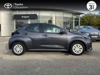 Photo 17 du bon plan TOYOTA Yaris 116h Dynamic Business 5p + Programme Beyond Zero Academy MY22 occasion à 18990 €