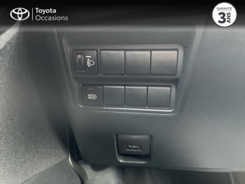 Photo 23 du bon plan TOYOTA Yaris 116h Dynamic Business 5p + Programme Beyond Zero Academy MY22 occasion à 18990 €