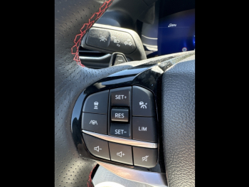 Photo 17 du bon plan FORD Explorer 3.0 EcoBoost 457ch Parallel PHEV ST-Line i-AWD BVA10 25cv occasion à 75900 €