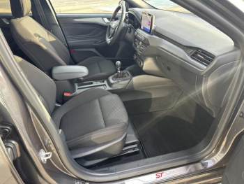 Photo 15 du bon plan FORD Focus 1.0 Flexifuel mHEV 125ch ST-Line Style occasion à 19490 €