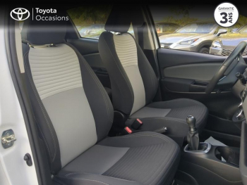 Photo 6 du bon plan TOYOTA Yaris 70 VVT-i Ultimate 5p occasion à 10490 €
