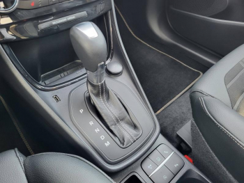 Photo 4 du bon plan FORD Puma 1.0 EcoBoost 155ch S&S mHEV ST-Line X Gold Edition Powershift occasion à 23490 €