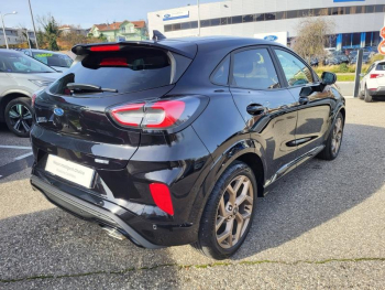 Photo 14 du bon plan FORD Puma 1.0 EcoBoost 155ch S&S mHEV ST-Line X Gold Edition Powershift occasion à 23490 €