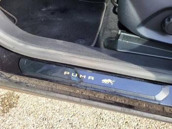 Photo 19 du bon plan FORD Puma 1.0 EcoBoost 155ch S&S mHEV ST-Line X Gold Edition Powershift occasion à 23490 €