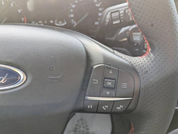 Photo 14 du bon plan FORD Fiesta 1.0 Flexifuel 95ch ST-Line 5p occasion à 16490 €