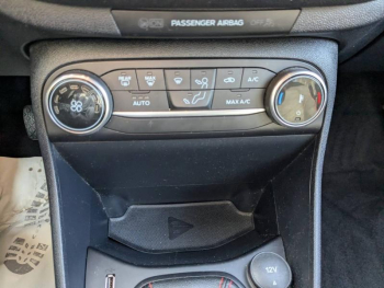 Photo 18 du bon plan FORD Fiesta 1.0 Flexifuel 95ch ST-Line 5p occasion à 16490 €