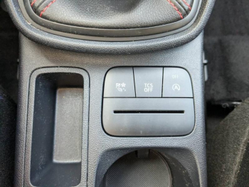 Photo 19 du bon plan FORD Fiesta 1.0 Flexifuel 95ch ST-Line 5p occasion à 16490 €