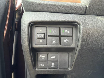 Photo 12 du bon plan HONDA CR-V 2.0 i-MMD 184ch Exclusive 4WD AT occasion à 26990 €