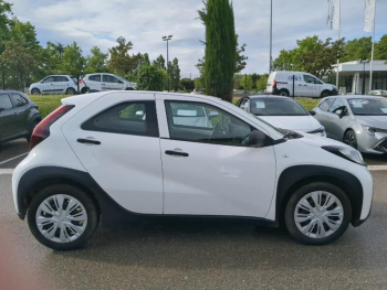 Photo 8 du bon plan TOYOTA Aygo X 1.0 VVT-i 72ch Active occasion à 11990 €