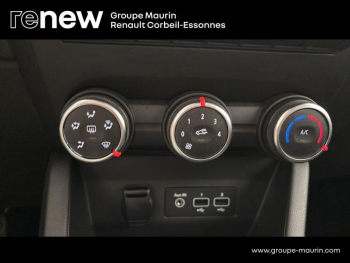 Photo 20 du bon plan RENAULT Clio 1.0 TCe 90ch Business -21N occasion à 15988 €