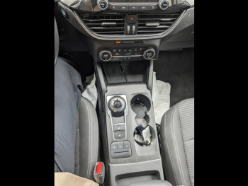 Photo 13 du bon plan FORD Kuga 2.5 Duratec 225ch PowerSplit PHEV Titanium eCVT occasion à 24990 €