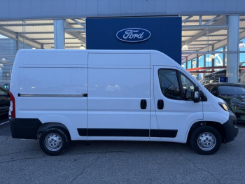 Photo 9 du bon plan PEUGEOT Boxer Fg VUL 333 L2H2 2.2 BlueHDi S&S 140ch Asphalt occasion à 22590 €