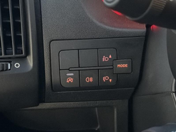 Photo 14 du bon plan PEUGEOT Boxer Fg VUL 333 L2H2 2.2 BlueHDi S&S 140ch Asphalt occasion à 22590 €